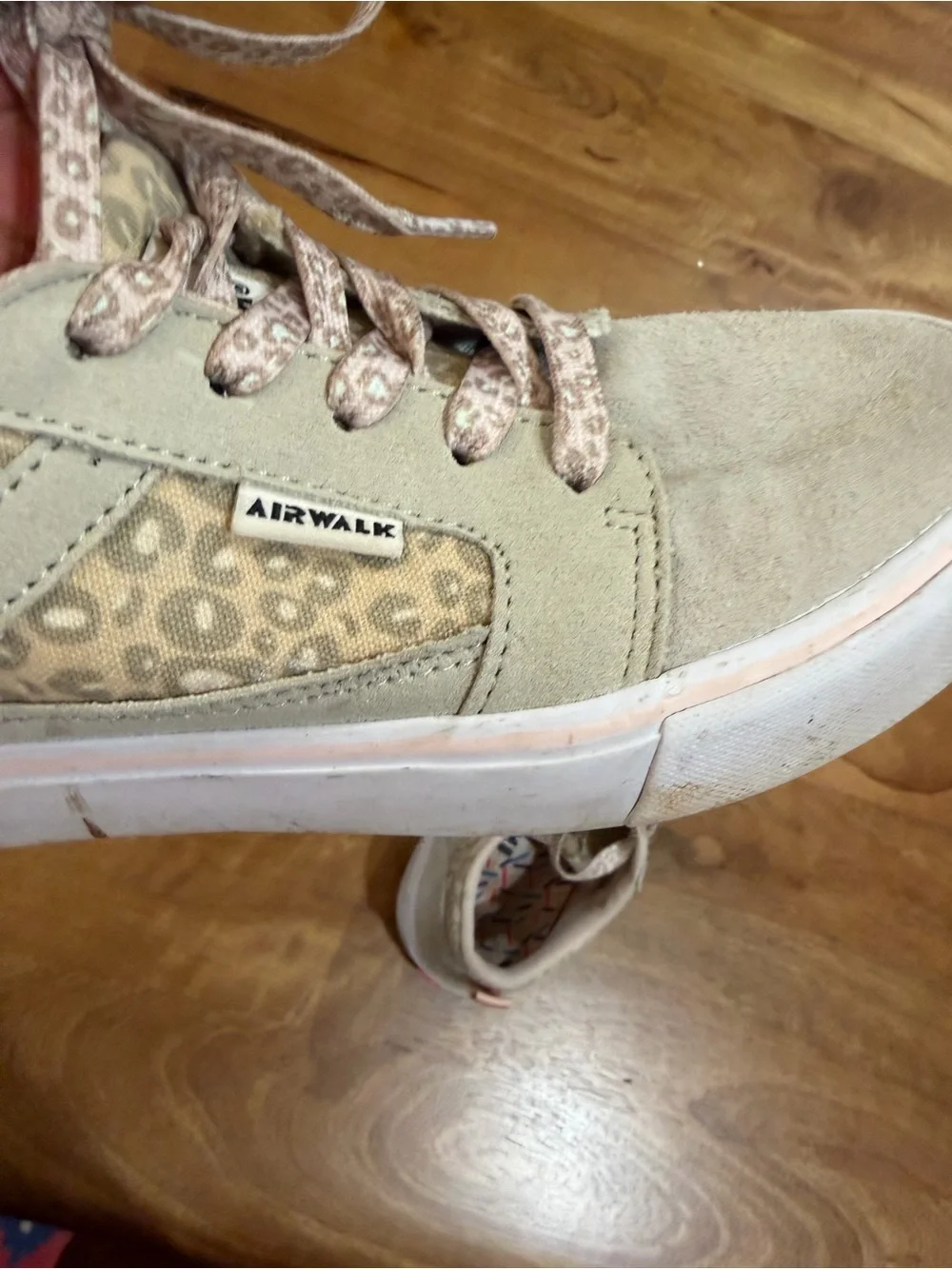 Airwalk Kids Sneakers Beige Suede & Leopard Accent Youth Size 3